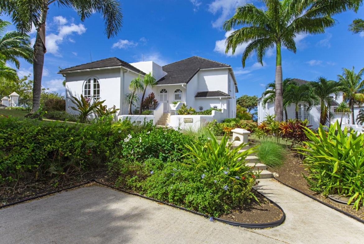 8590 ROYAL VILLA 1 03