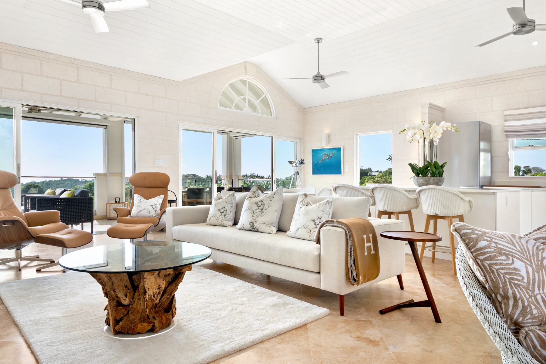 Mahogany-Heights-No.1—02—Great Room—02