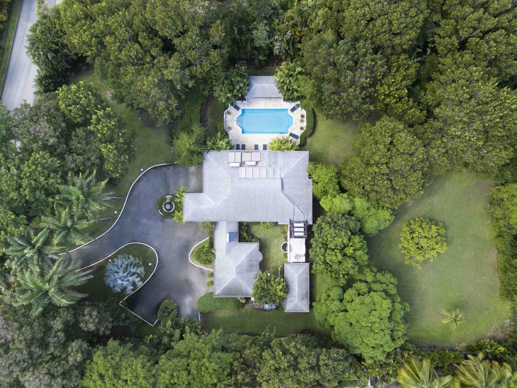 Sandy Lane, Dene Court