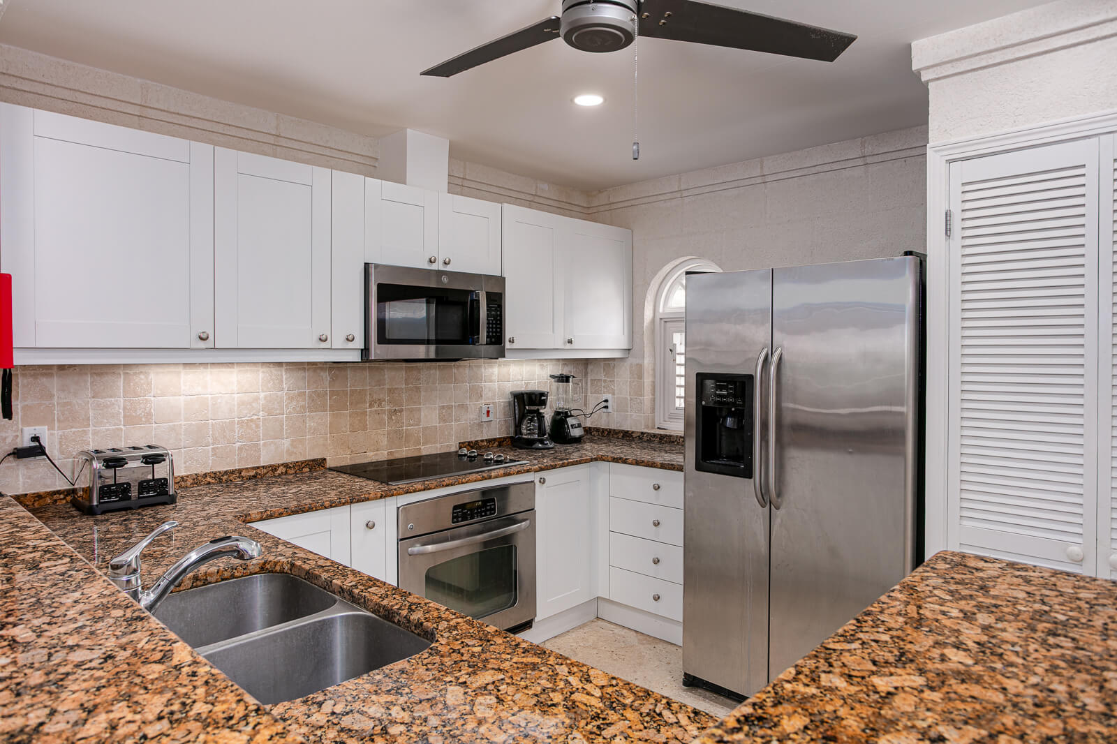 Royal apartment 132 royal westmoreland kitchen counter appliances Royal apartment 132 royal westmoreland kitchen counter appliances