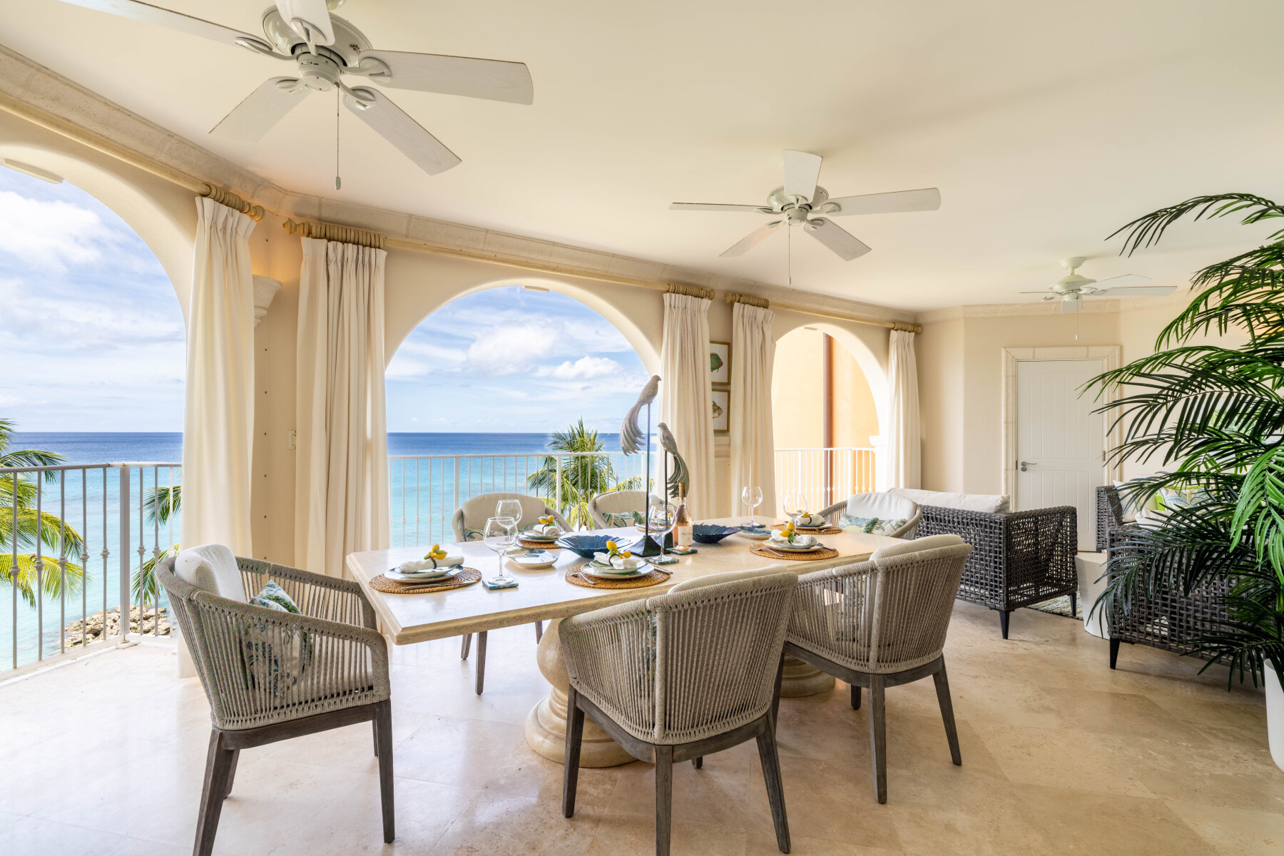 SPB 403 Terrace dining table