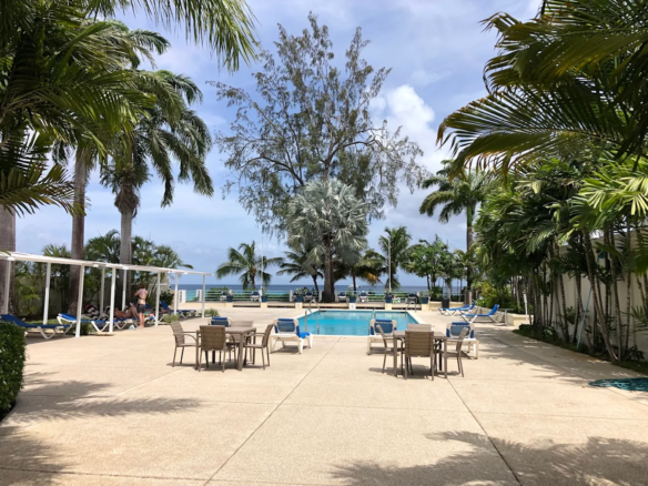 Sunset crest beachclub