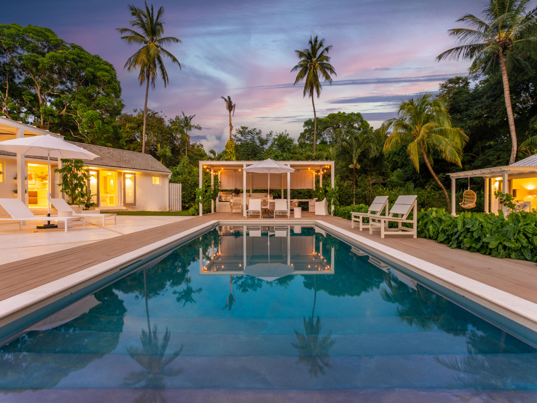 honeycomb house pool sunset