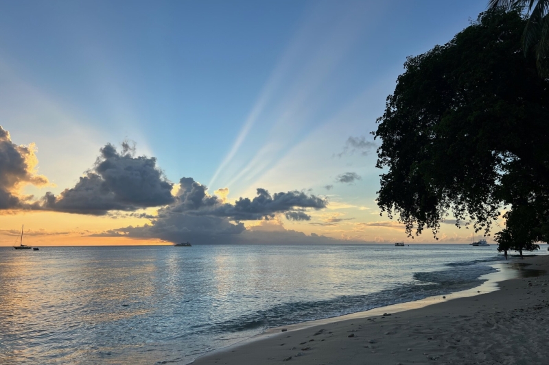 Holetown beach sunset